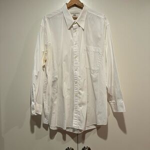 Men’s Plus Size Buttoned White Dress Shirt